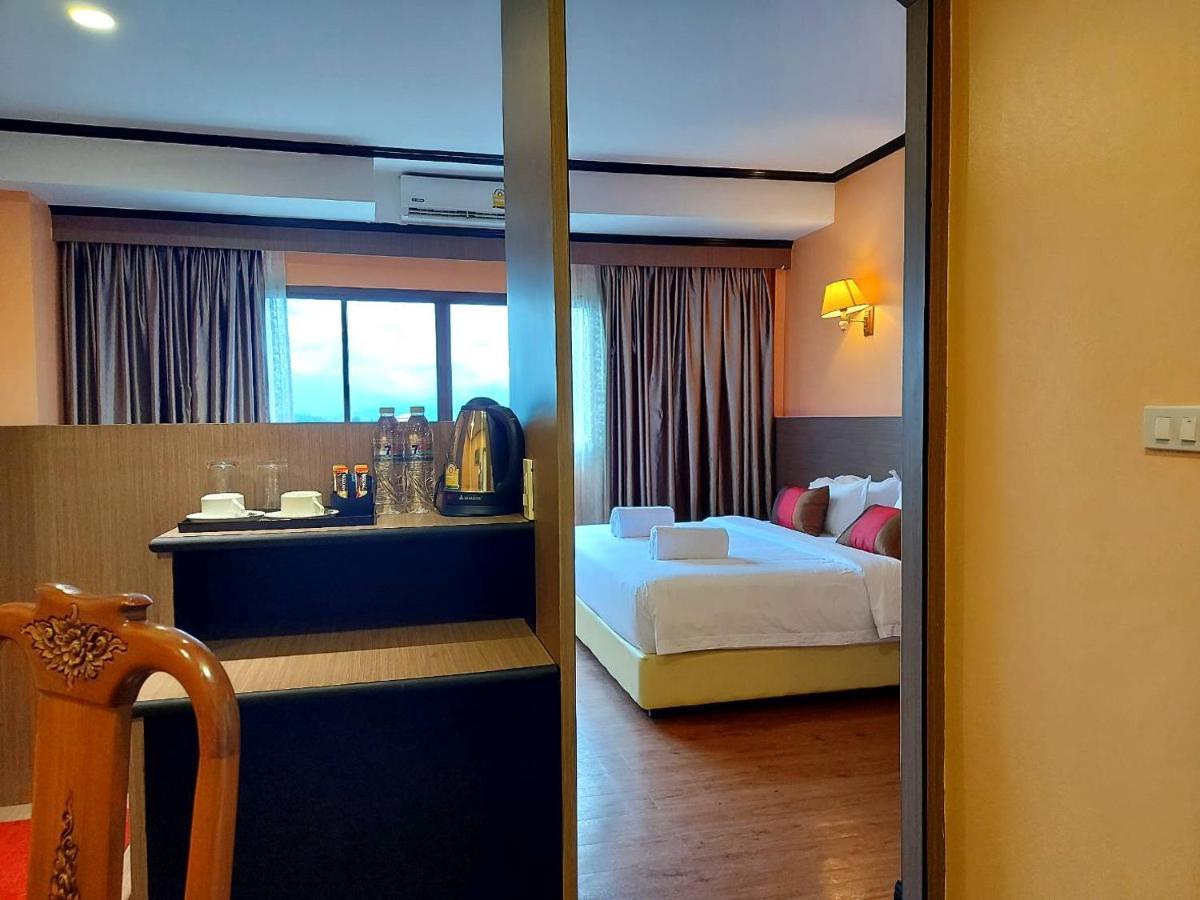 M Hotel Danok Sadao Bagian luar foto